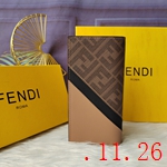 フェンディ風財布コピー 068 牛革+PVC素材